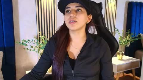 vittoria online show from July 13, 2026, 5:38 pm