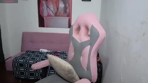 Snapshot of vittoria_lombardi07 chatting on July 22, 2026, 11:24 am VITTORIA online show from July 22, 2026, 11:24 am