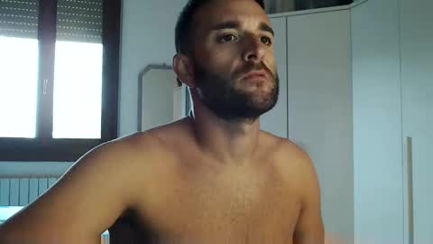 vittorio20cm online show from September 26, 2025, 2:43 pm