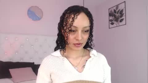 Snapshot of vivi_gh1 chatting on October 14, 2025, 3:29 am Vivi online show from October 14, 2025, 3:29 am