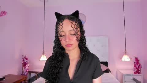 Vivi online show from February 20, 2026, 4:31 am