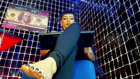 IGkarol navarret3 online show from March 3, 2025, 3:53 pm