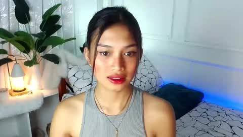 Vivian online show from February 3, 2025, 1:41 am