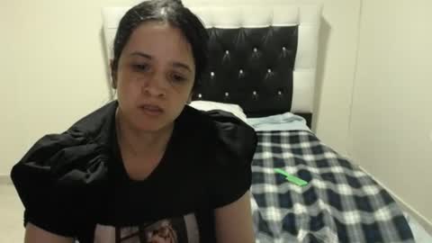 Snapshot of vivian_walt_ chatting on June 15, 2026, 8:27 am melissa online show from June 15, 2026, 8:27 am