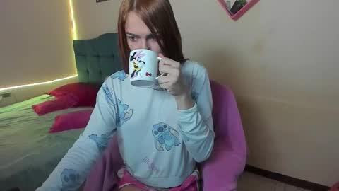 instagram Viviana73215 online show from September 12, 2025, 12:05 pm