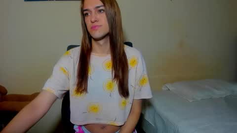 instagram Viviana73215 online show from December 4, 2025, 12:03 pm