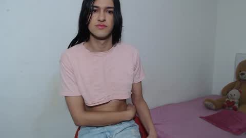 Snapshot of vivianalatin chatting on June 20, 2026, 9:34 am instagram Viviana73215 online show from June 20, 2026, 9:34 am