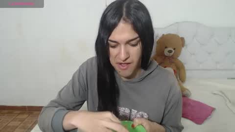Snapshot of vivianalatin chatting on August 3, 2026, 1:38 pm instagram Viviana73215 online show from August 3, 2026, 1:38 pm