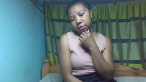 Snapshot of viviane0812 chatting on September 27, 2025, 4:01 pm viviane0812 online show from September 27, 2025, 4:01 pm