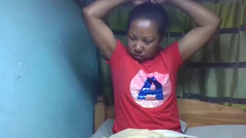 Snapshot of viviane0812 chatting on October 16, 2025, 1:06 am viviane0812 online show from October 16, 2025, 1:06 am