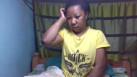 viviane0812 online show from February 1, 2026, 2:21 am