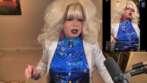 Snapshot of vivianfrost chatting on May 17, 2026, 3:26 am VivianFrosty online show from May 17, 2026, 3:26 am