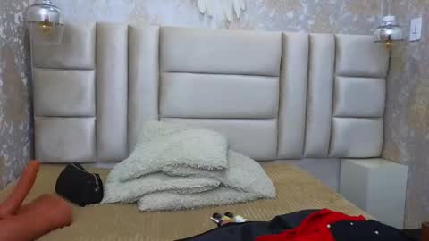 VivianRose online show from December 19, 2024, 2:45 am