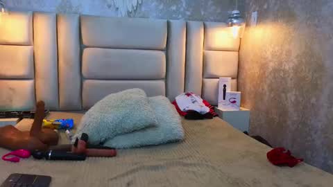 VivianRose online show from December 24, 2024, 3:16 am