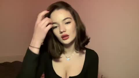 Snapshot of vivid_veronica chatting on February 12, 2025, 5:58 pm Vero online show from February 12, 2025, 5:58 pm