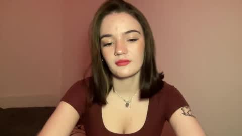 Snapshot of vivid_veronica chatting on March 4, 2025, 8:16 pm Vero online show from March 4, 2025, 8:16 pm