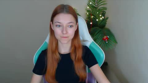 Vivien online show from December 25, 2024, 10:05 pm