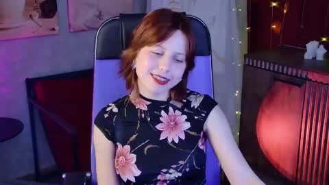 Snapshot of viviennehebert chatting on May 16, 2026, 10:36 am Vivienne online show from May 16, 2026, 10:36 am