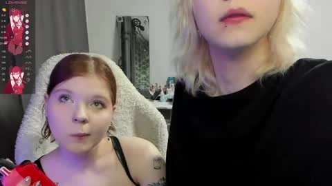 chatur babes online show from April 17, 2026, 8:34 pm