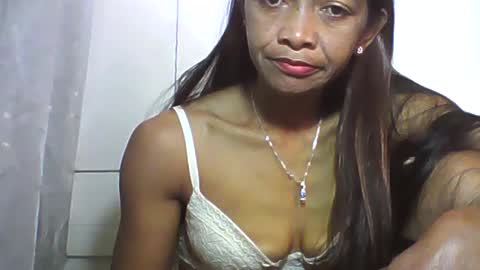 Snapshot of vixen_lina chatting on June 30, 2026, 7:20 am vixen_lina online show from June 30, 2026, 7:20 am