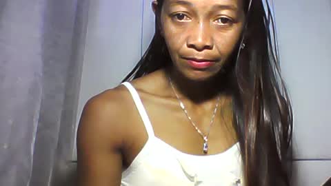 Snapshot of vixen_lina chatting on July 15, 2026, 4:29 am vixen_lina online show from July 15, 2026, 4:29 am