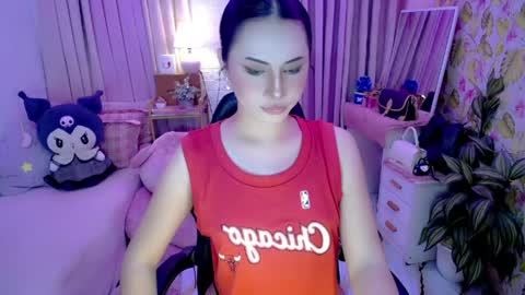 Snapshot of vixenluscious chatting on April 29, 2026, 2:37 am vixenluscious online show from April 29, 2026, 2:37 am