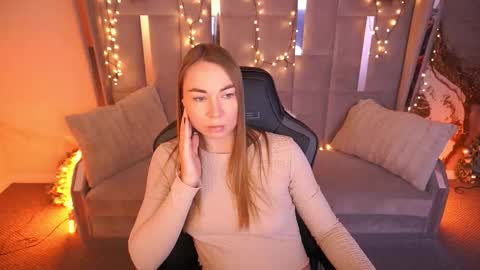 Ur Lady online show from February 18, 2026, 9:22 pm