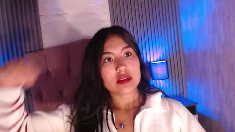 Snapshot of vixennilo chatting on October 3, 2025, 3:25 am Vi online show from October 3, 2025, 3:25 am