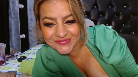 Venus online show from February 3, 2026, 6:22 am