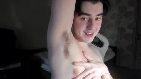 Snapshot of vlad1605 chatting on May 11, 2026, 2:45 pm Martin online show from May 11, 2026, 2:45 pm