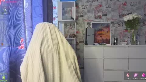 Snapshot of vlad1zy chatting on July 15, 2026, 11:04 am Vlada online show from July 15, 2026, 11:04 am