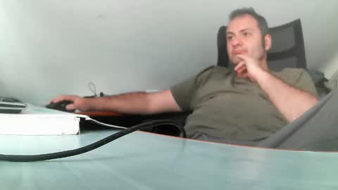 vladuhuh online show from March 11, 2025, 9:02 am