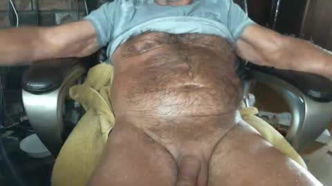 vnpg92 online show from April 10, 2026, 8:57 pm