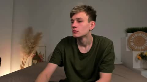 Dan online show from February 8, 2026, 4:05 am