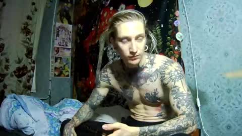 Elf online show from November 6, 2025, 9:59 pm