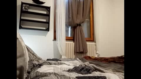 Snapshot of volpecesare419 chatting on February 22, 2025, 10:29 am volpecesare419 online show from February 22, 2025, 10:29 am