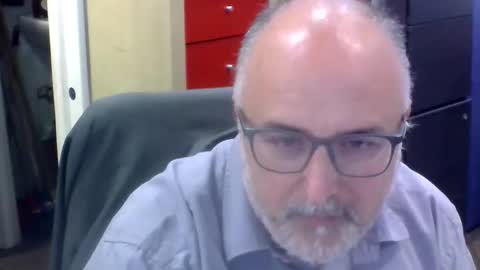 volpi72 online show from April 23, 2026, 10:47 am