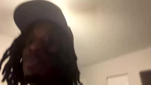 vonnieeb2x online show from October 14, 2025, 6:47 am