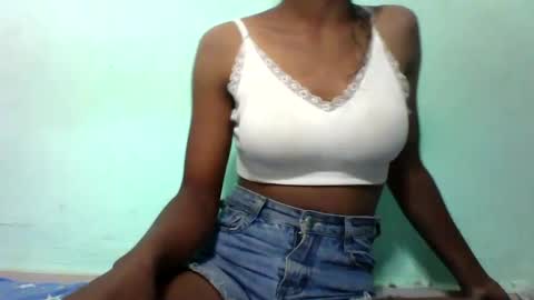 vounialdy online show from January 21, 2025, 8:32 pm