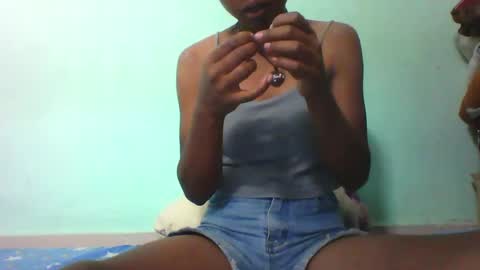 vounialdy online show from January 22, 2025, 8:38 pm