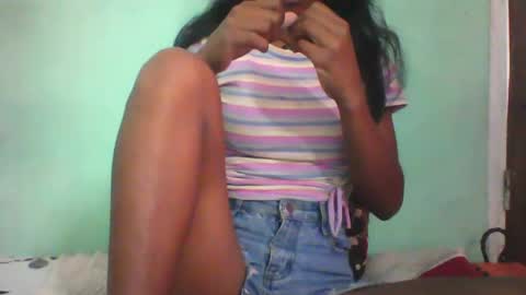 vounialdy online show from February 12, 2025, 2:10 pm