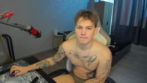 Snapshot of vova_belkin_ chatting on October 1, 2025, 10:54 am vova online show from October 1, 2025, 10:54 am