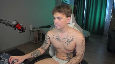 Snapshot of vova_belkin_ chatting on October 13, 2025, 9:31 am vova online show from October 13, 2025, 9:31 am