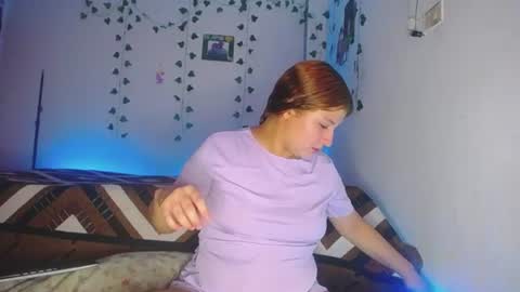 Snapshot of vsleyandlunaper chatting on July 2, 2026, 2:33 am vsleyandlunaper online show from July 2, 2026, 2:33 am
