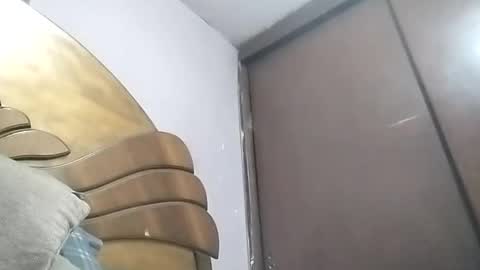 vujadetr online show from November 19, 2025, 8:09 pm