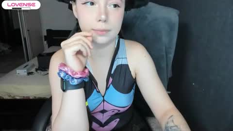 Snapshot of vulgarnekko chatting on July 12, 2026, 5:09 am VulgarNekko online show from July 12, 2026, 5:09 am