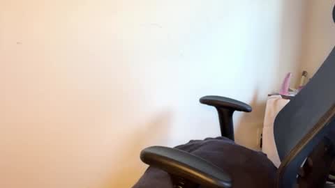 Snapshot of vvikki696996 chatting on December 12, 2024, 7:26 pm Vikki y Valeria online show from December 12, 2024, 7:26 pm