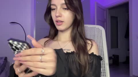 Alice  Before pvt write to me in PM  online show from December 15, 2024, 2:08 am