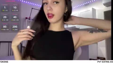 Alice  Before pvt write to me in PM  online show from October 6, 2025, 9:23 pm