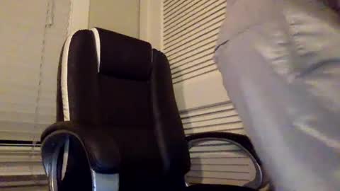 Snapshot of w988358 chatting on February 19, 2025, 3:28 am w111111 online show from February 19, 2025, 3:28 am